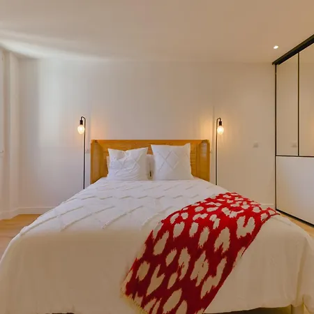 Chic & Chaleureux - Coeur De Apartment